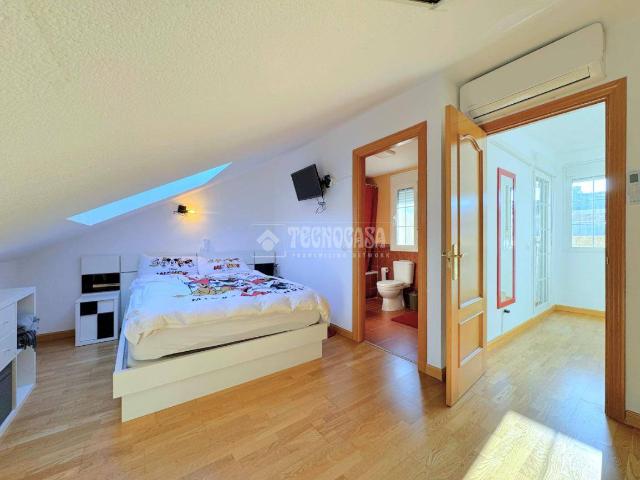 Chalet en venta en Arroyomolinos, Madrid