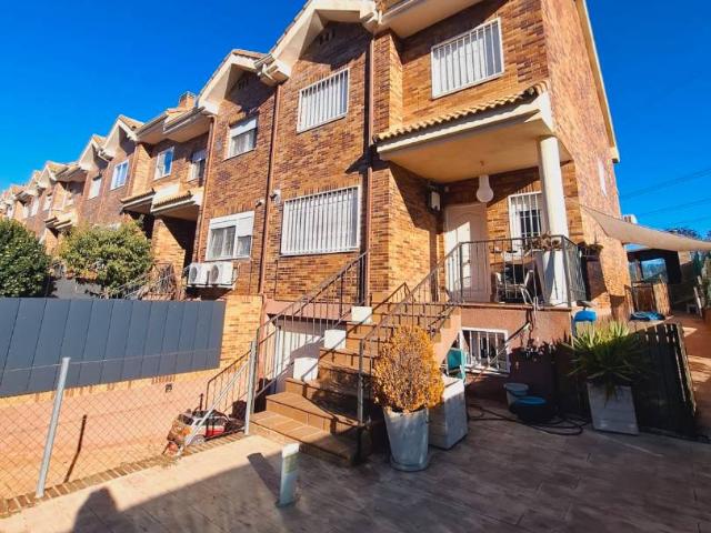 Chalet en venta en Arroyomolinos, Madrid