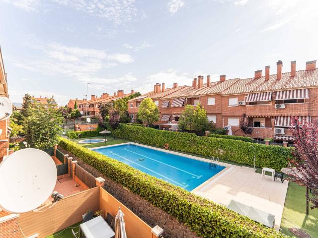 Chalet en venta en Rozas De Puerto Real, Madrid