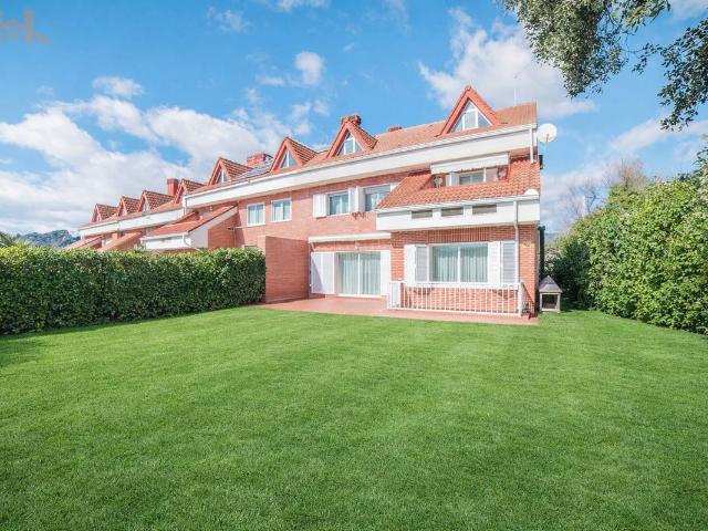 Chalet en venta en Rozas De Puerto Real, Madrid