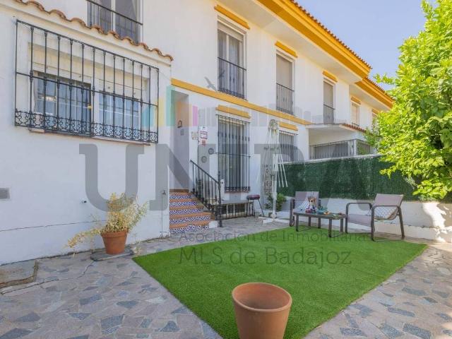 Villa en venta en Badajoz, Casco Antiguo