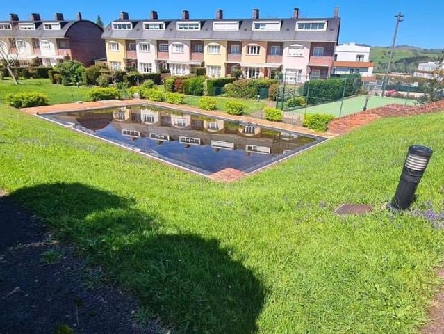 Chalet en venta en Lasarte-oria, Guipúzcoa