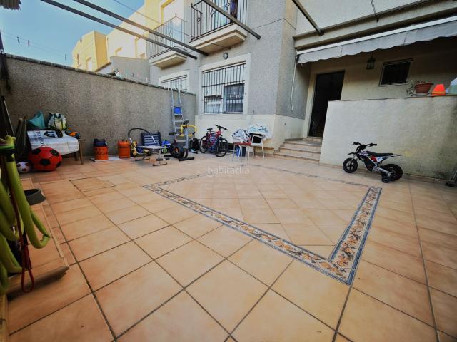 Chalet en venta en Lebrija, Andalucía
