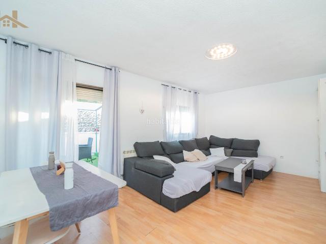 Villa en venta en Leganés, Flores