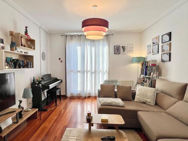 Villa en venta en Legutiano