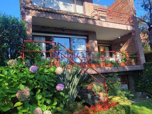 Chalet en venta en Udondo, Leioa