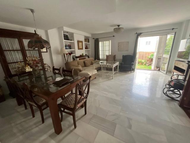 Chalet en venta en Mairena Pueblo, Mairena Del Aljarafe