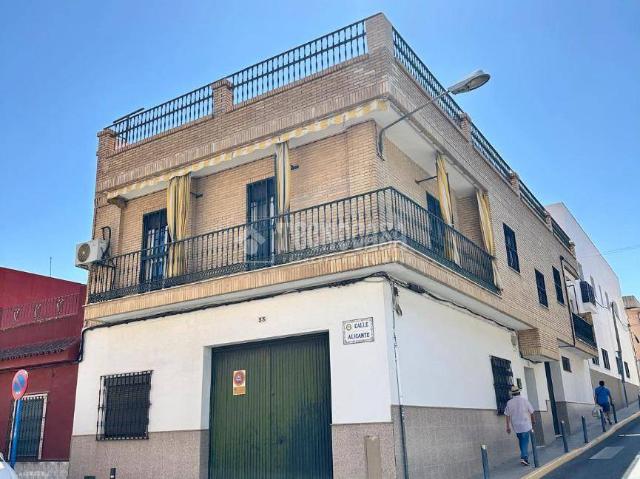 Chalet en venta en Mairena Del Aljarafe, Mairena Pueblo