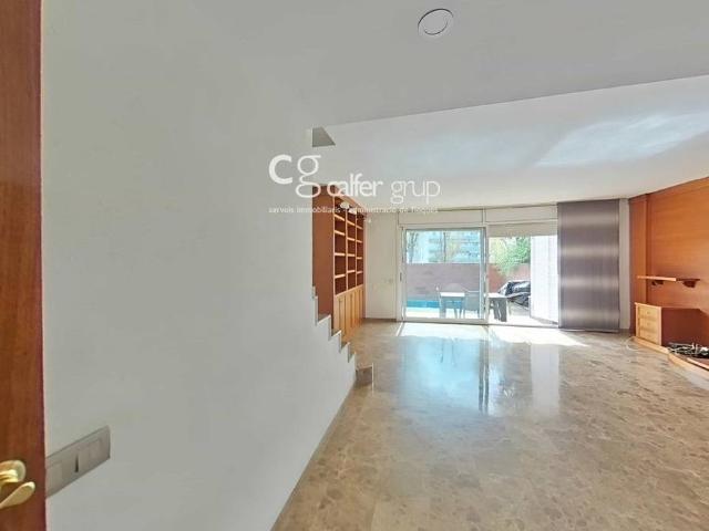 Villa en venta en Sant Feliu De Llobregat, Can Nadal