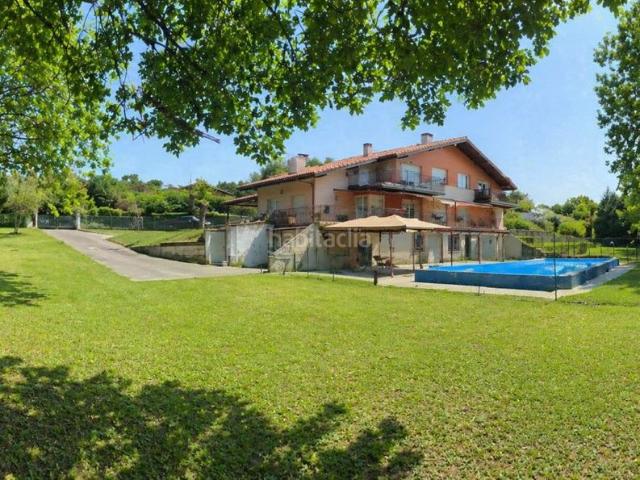 Chalet en venta en Lezama, Guipúzcoa