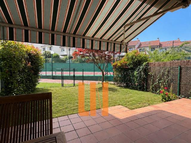 Chalet en venta en Oleiros, A Coruña