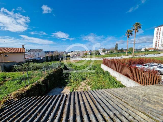 Chalet en venta en Oleiros, A Coruña