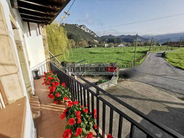 Chalet en venta en La Portilla, Liendo