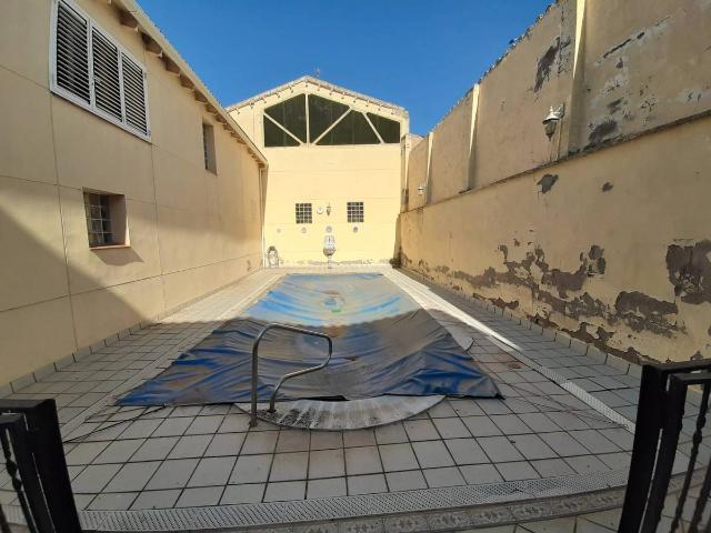Villa en venta en Linyola