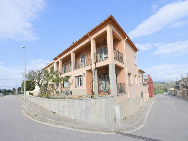 Chalet en venta en Cantallops, Gironès