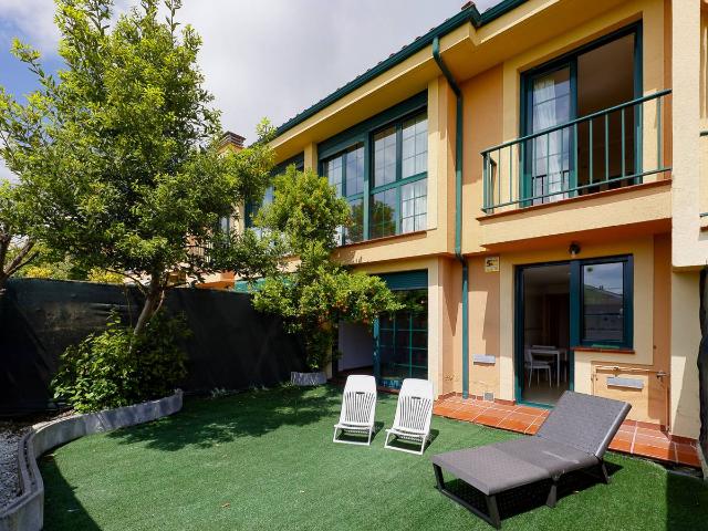 Villa en venta en Llanera, Santa Cruz de Llanera