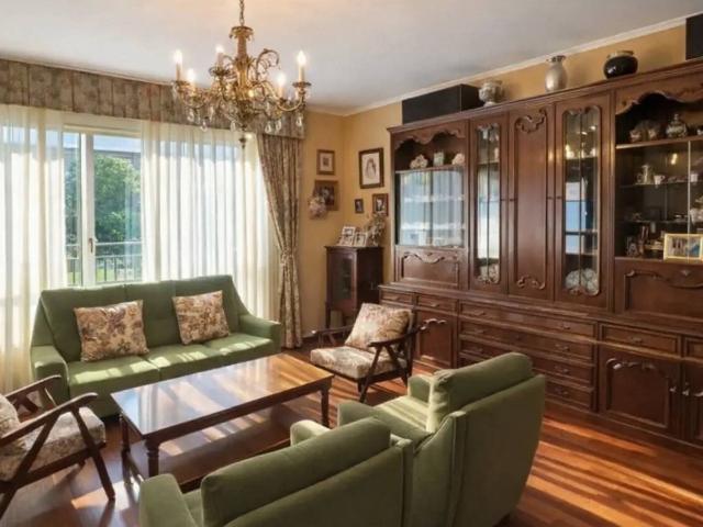 Chalet en venta en Santa Cruz de Llanera, Llanera