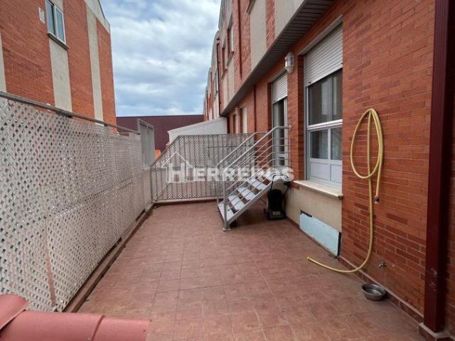 Chalet en venta en Las Gaunas, Logroño