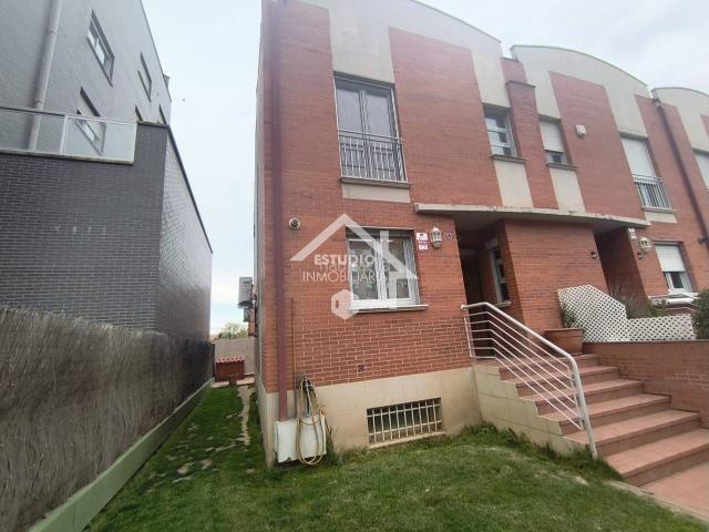 Chalet en venta en Las Gaunas, Logroño