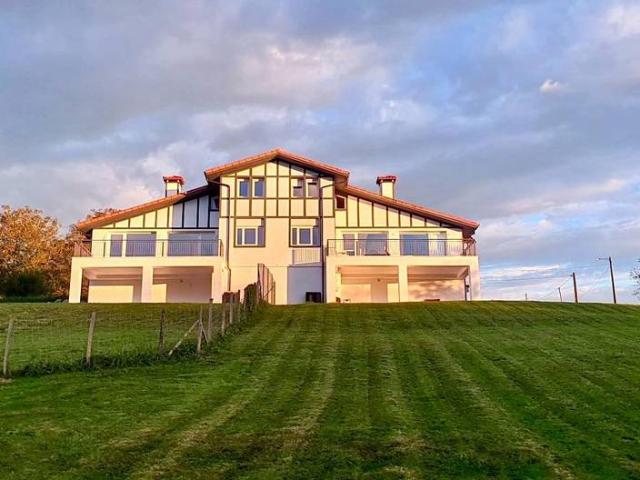 Villa en venta en Loiu, Zabaloetxe