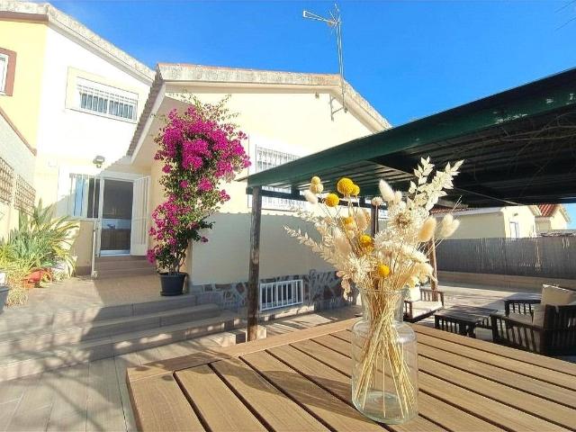 Chalet en venta en Lominchar, Castilla-La Mancha