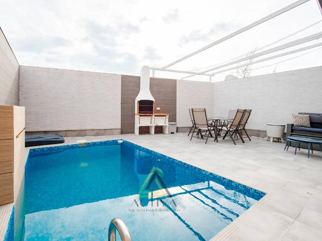 Chalet en venta en Lominchar, Castilla-La Mancha