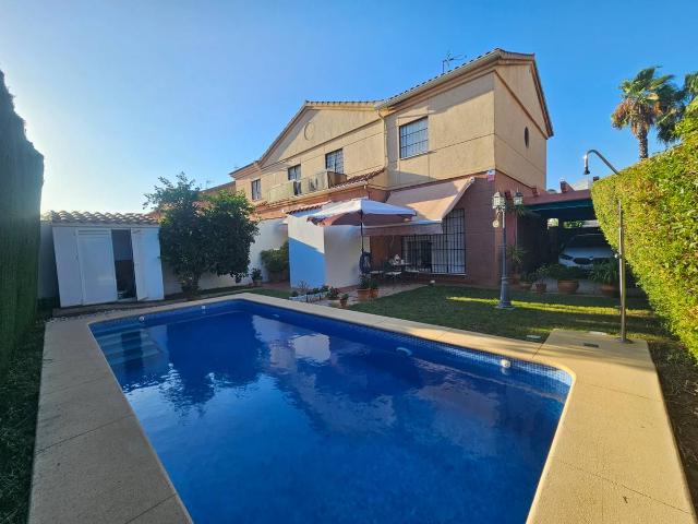 Chalet en venta en Los Barreros, Espartinas