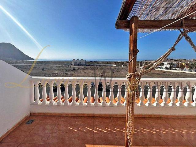 Chalet en venta en Los Cuervos, Granadilla de Abona