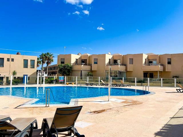 Chalet en venta en Los Cuervos, Granadilla de Abona