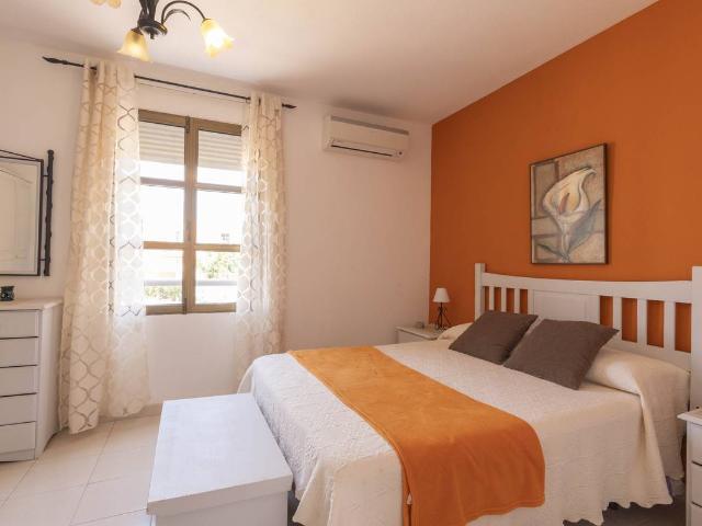 Chalet en venta en Los Cuervos, Granadilla de Abona