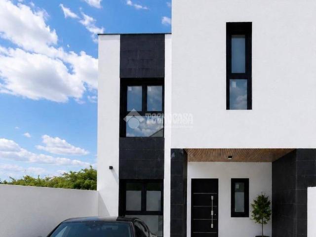 Chalet en venta en Villalbilla, Madrid