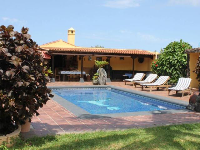 Casa en venta en Los Realejos, La Vera