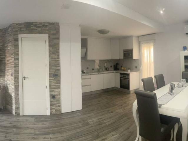 Casa en venta en Los Santos De Maimona, Extremadura