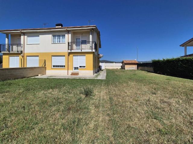 Chalet en venta en Burgos, Castilla y León