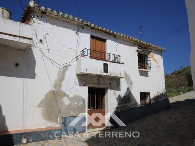 Villa en venta en Macharaviaya