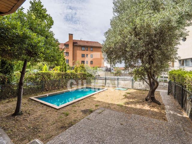 Chalet en venta en Madrid, Cortes