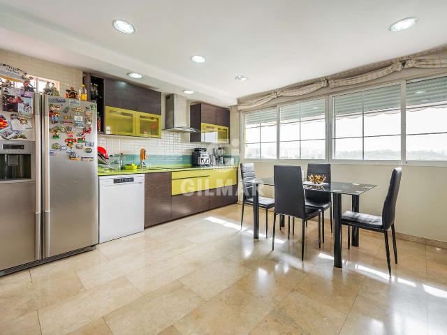 Chalet en venta en Coslada, Madrid