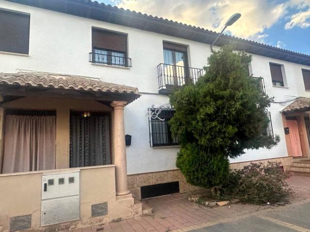 Villa en venta en Madridejos