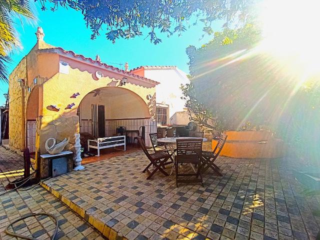 Chalet en venta en la Llosa, Baix Camp