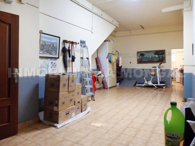 Villa en venta en Sant Boi De Llobregat, Barri Centre