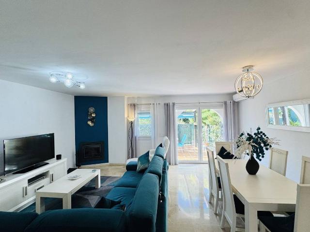 Chalet en venta en Casares, Málaga