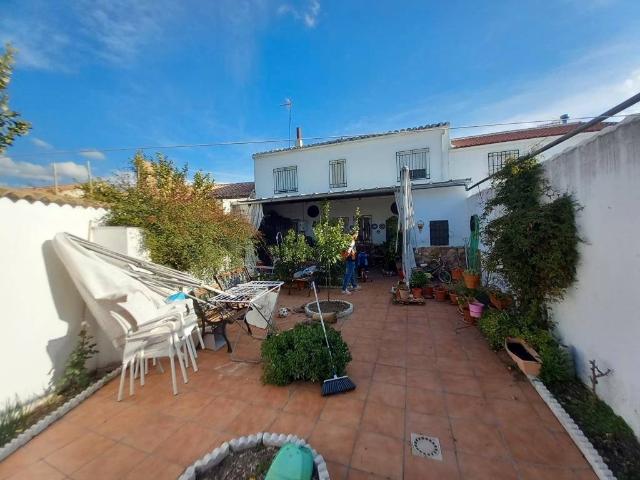 Chalet en venta en Martos, Andalucía