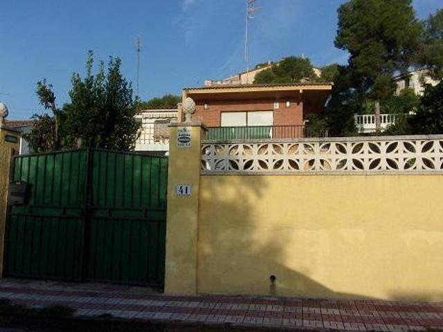 Villa en venta en Cubelles, Barri de la Creu