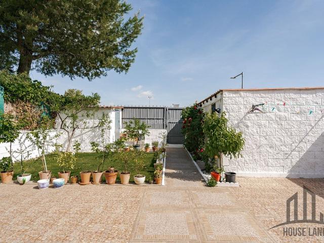 Chalet en venta en Meco, Madrid