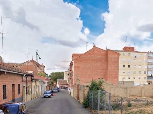 Chalet en venta en Medina Sur, Medina Del Campo