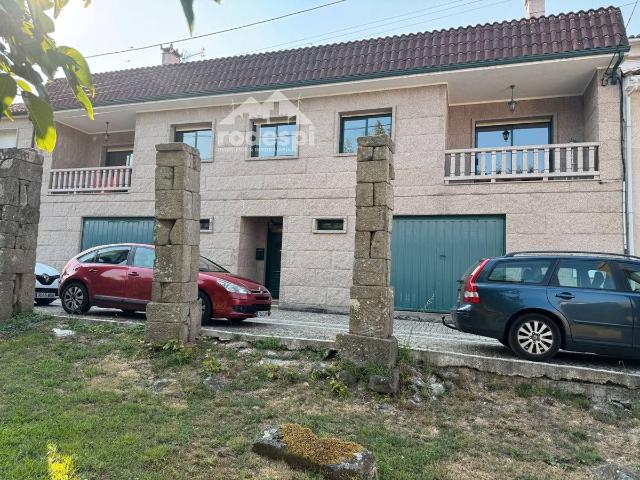Chalet en venta en O Ribeiro, Galicia