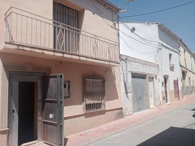 Chalet en venta en Mengíbar, Andalucía