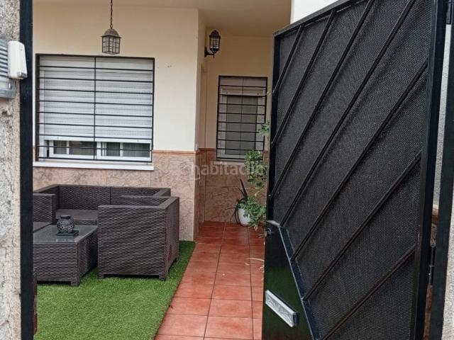 Villa en venta en Mengíbar