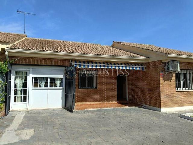 Chalet en venta en Urbanización San Roque II, Méntrida