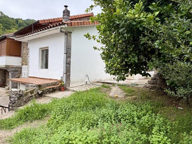 Chalet en venta en Miera, Cantabria